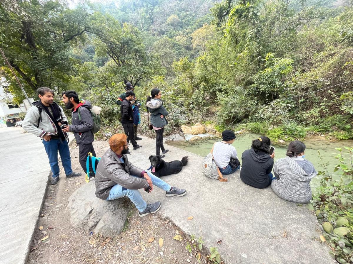 Joey'S Hostel Rishikesh Bagian luar foto